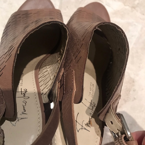Franco Sarto Tan Heels in Size 6 - Picture 11 of 13